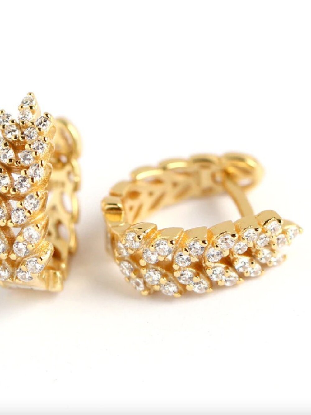 New Anthropologie Shashi Lani 14K Gold Huggie Earrings